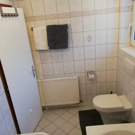 Family Schweng Apartment *